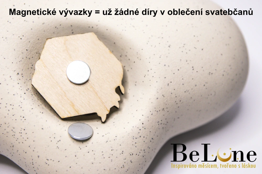 Svatební vývazek květinový kruh