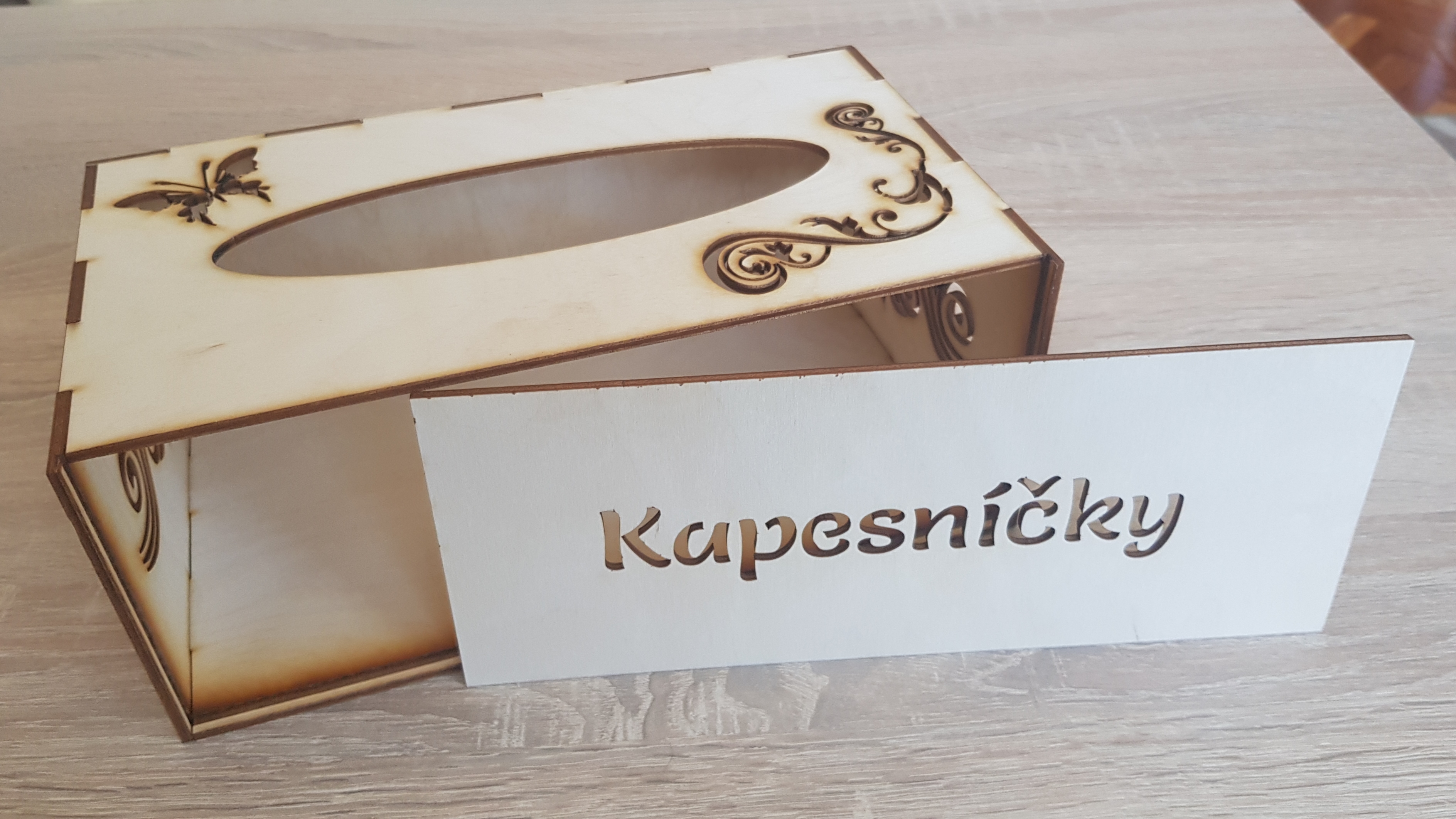Krabička na kapesníčky